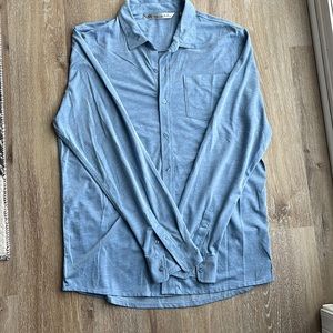 Travis Mathew Super soft button down shirt size L